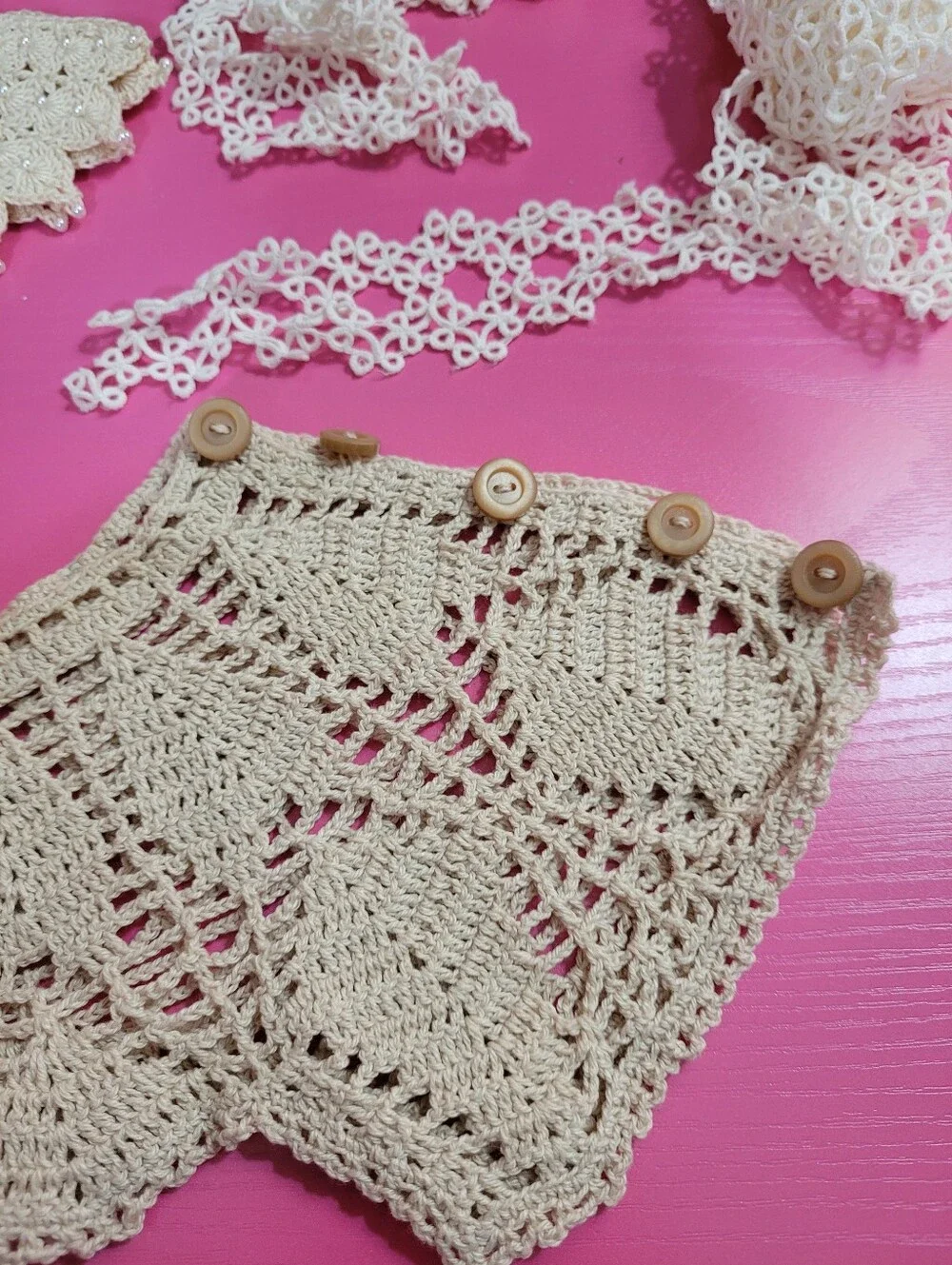 Bundle Of Crochet Items Collars And Tatted Lace See Description (1580)